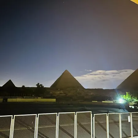 Capital Hotel Front Pyramids & Sphinx View Kafrat al Jabal Екстер'єр фото
