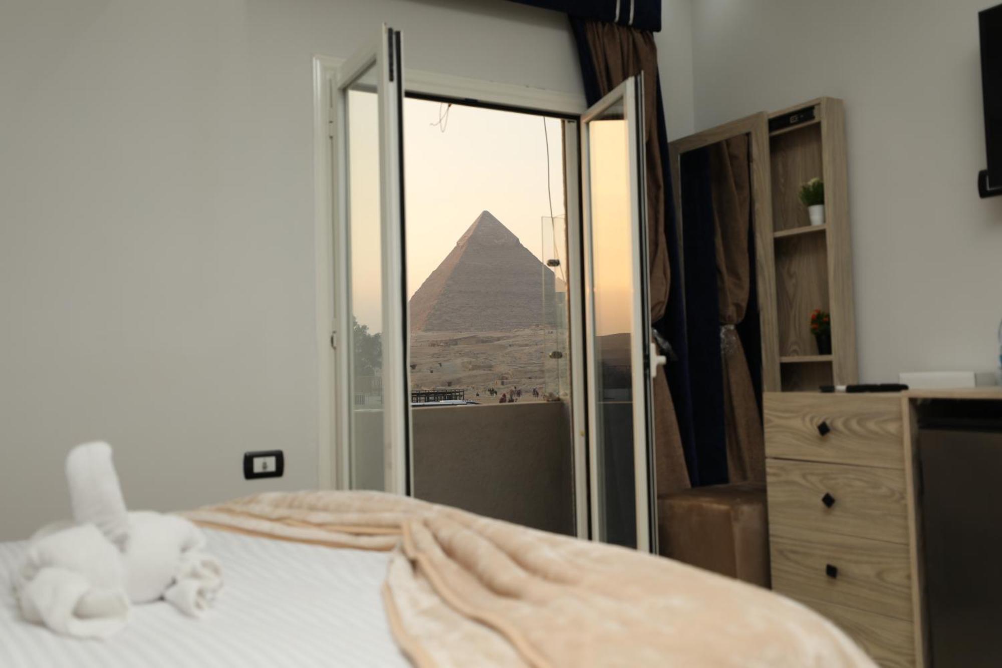 Capital Of Pyramids Hotel