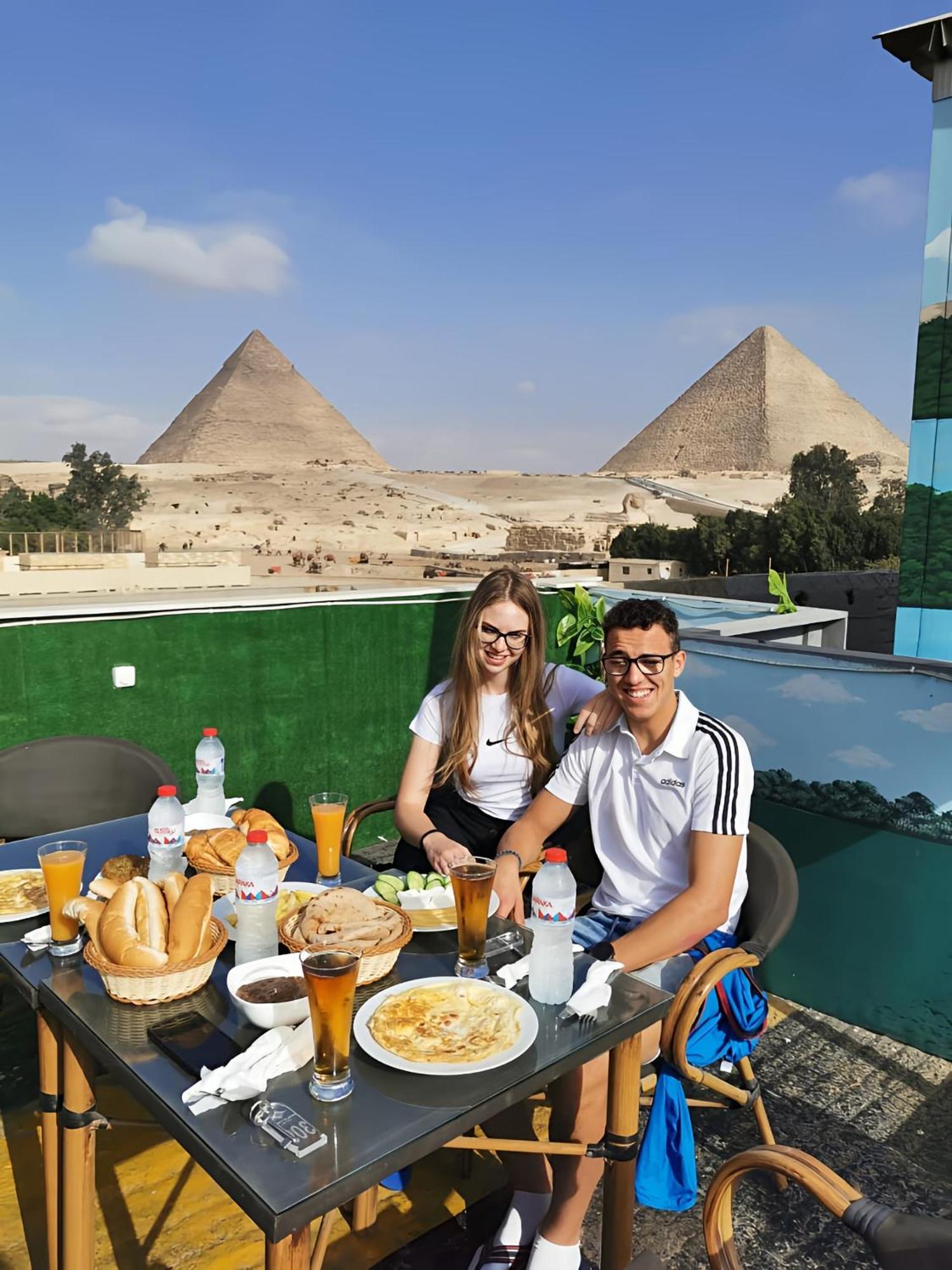 Capital Of Pyramids Hotel Kafrat al Jabal